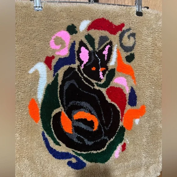 Black cat with design Tufted custom rug - Picture 5 of 10